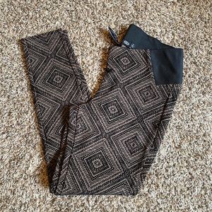 One5One brand textured legging size small